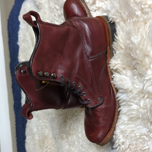 Caterpillar Boots - Picture 5 of 10